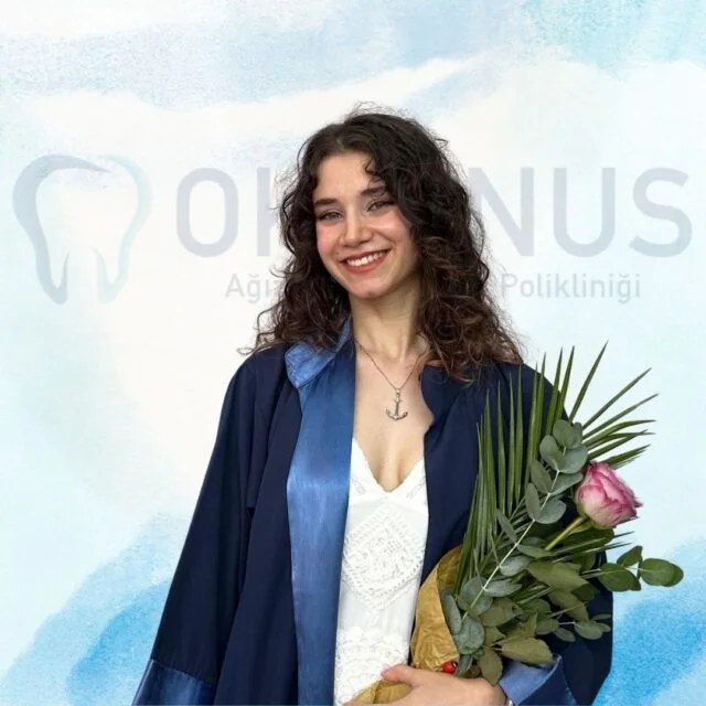 Dt. Melis Gözüoğlu